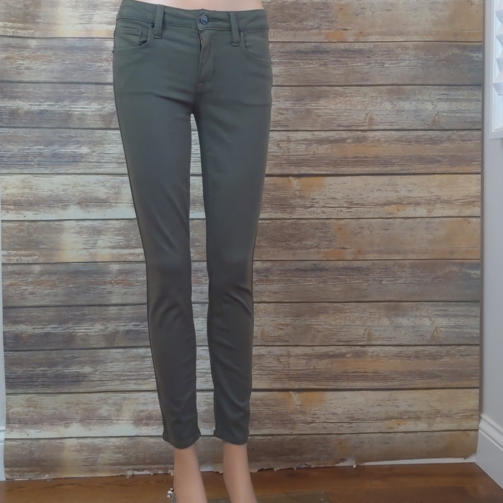 NWOT Genetic Green "Daphne" Jeans